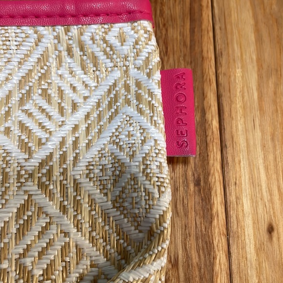 Free with purchase! Sephora Cosmetic Bag - Picture 2 of 6